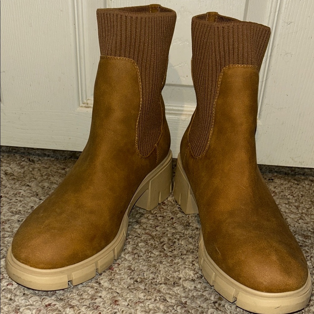 Brown Boots for Women